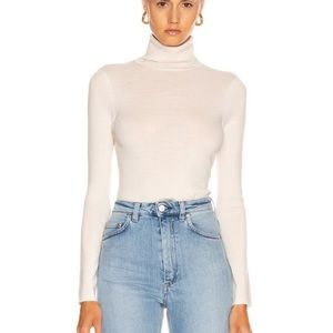 TOTEME Navais wool turtleneck sweater